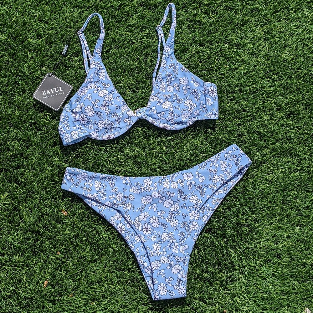 Zaful Baby Blue Floral Cheeky Bikini